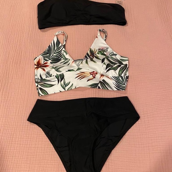 New Womans Bikini Medium/Large - Picture 3 of 4